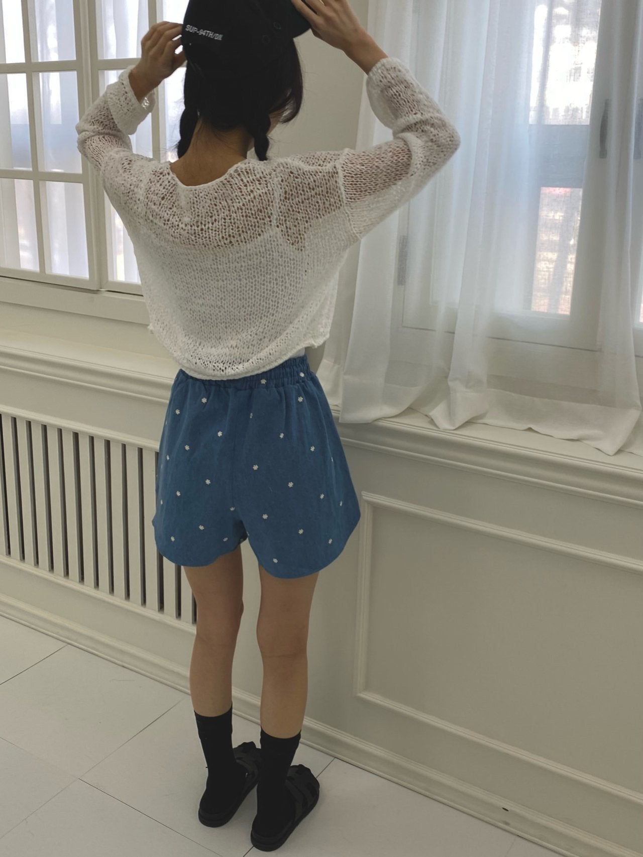 Embroidery Denim Short Pants
