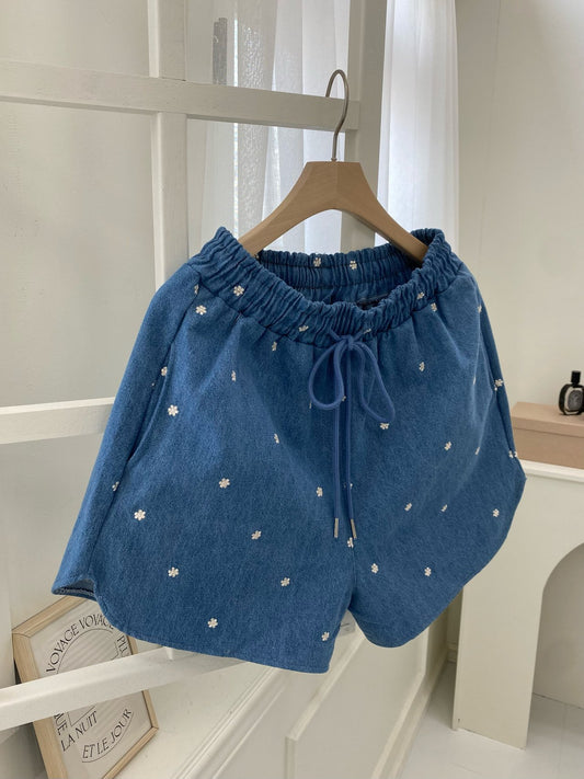 Embroidery Denim Short Pants